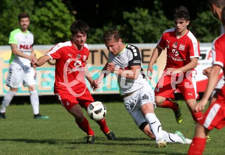 Fussball Kaerntner Liga. KAC 1909 gegenn Feldkirchen. Patrick Legner,  (KAC), Sebastian Schmid (Feldkirchen). Klagenfurt, am 26.5.2018.
Foto: Kuess
---
pressefotos, pressefotografie, kuess, qs, qspictures, sport, bild, bilder, bilddatenbank