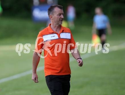 Fussball Kaerntner Liga. ATUS Ferlach gegen Koettmannsdorf.  Trainer Rudolf Perz  (Koettmannsdorf). Ferlach, am 26.5.2018.
Foto: Kuess
---
pressefotos, pressefotografie, kuess, qs, qspictures, sport, bild, bilder, bilddatenbank