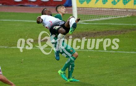 Fussball tipico Bundesliga. RZ Pellets WAC gegen Rapid Wien. Issiaka Ouedraogo,  (WAC), Mert Muelduer (Rapid). Wolfsberg, am 15.5.2018.
Foto: Kuess

---
pressefotos, pressefotografie, kuess, qs, qspictures, sport, bild, bilder, bilddatenbank