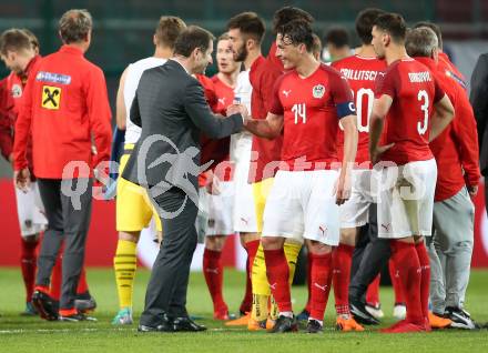 Fussball Laenderspiel. Oesterreich gegen Deutschland. Jubel Franco Foda, Julian Baumgartlinger (Oesterreich). Klagenfurt Woerthersee Stadion, am 2.6.2018.
Foto: Kuess


---
pressefotos, pressefotografie, kuess, qs, qspictures, sport, bild, bilder, bilddatenbank