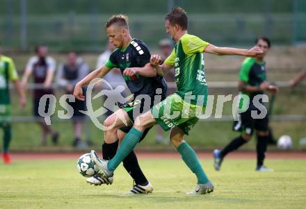 Fussball. Kaerntner Liga. Voelkermarkt gegen FC Lendorf. Manuel Primusch, (Voelkermarkt),  Mario Daniel Gugganig  (Lendorf). Voelkermarkt, 8.6.2018.
Foto: Kuess
---
pressefotos, pressefotografie, kuess, qs, qspictures, sport, bild, bilder, bilddatenbank