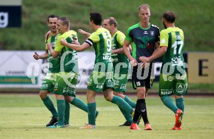 Fussball. Kaerntner Liga. Voelkermarkt gegen FC Lendorf. Torjubel Marco Moser, Christian Kautz, Martin Morgenstern   (Lendorf). Voelkermarkt, 8.6.2018.
Foto: Kuess
---
pressefotos, pressefotografie, kuess, qs, qspictures, sport, bild, bilder, bilddatenbank