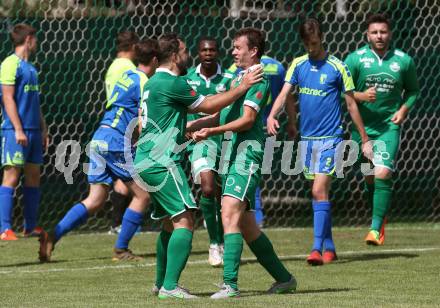 Fussball 1. Klasse C. Donau gegen Ebental.  Torjubel Alexander Percher, Markus Hubmann (Donau). Klagenfurt, am 9.6.2018.
Foto: Kuess
---
pressefotos, pressefotografie, kuess, qs, qspictures, sport, bild, bilder, bilddatenbank