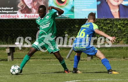 Fussball 1. Klasse C. Donau gegen Ebental. Lamin Bojang, (Donau),  Manuel Lukas Bergmann  (Ebental). Klagenfurt, am 9.6.2018.
Foto: Kuess
---
pressefotos, pressefotografie, kuess, qs, qspictures, sport, bild, bilder, bilddatenbank