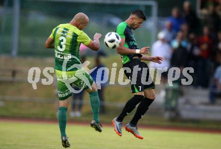 Fussball. Kaerntner Liga. Voelkermarkt gegen FC Lendorf. Hrvoje Jakovljevic, (Voelkermarkt),  Mario Nagy (Lendorf). Voelkermarkt, 8.6.2018.
Foto: Kuess
---
pressefotos, pressefotografie, kuess, qs, qspictures, sport, bild, bilder, bilddatenbank