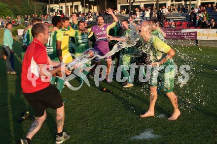 Fussball Kaerntner Liga. Lendorf gegen Annabichler SV.  Jubel Lendorf. Lendorf, am 15.6.2018.
Foto: Kuess
---
pressefotos, pressefotografie, kuess, qs, qspictures, sport, bild, bilder, bilddatenbank