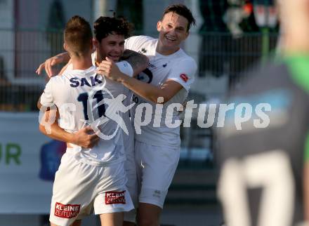 Fussball OEFB Cup. SAK gegen Voelkermarkt. Torjubel Stephan Buergler, Jurinic Andrej, Zdravko Koletnik (SAK). Klagenfurt, am 20.7.2018.
Foto: Kuess
---
pressefotos, pressefotografie, kuess, qs, qspictures, sport, bild, bilder, bilddatenbank