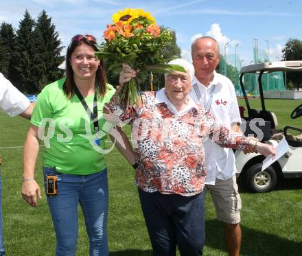 Leichtathletik. Oesterreichische Meisterschaften 2018. Betina Germann, Robert Kropiunik mit Mutter Aloisia. Klagenfurt, am 22.7.2018.
Foto: Kuess
---
pressefotos, pressefotografie, kuess, qs, qspictures, sport, bild, bilder, bilddatenbank