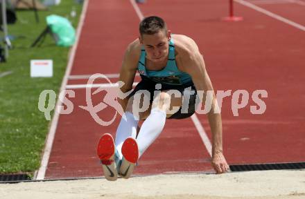 Leichtathletik. Oesterreichische Meisterschaften 2018.  Dreisprung. Philipp KRONSTEINER. Klagenfurt, am 22.7.2018.
Foto: Kuess
---
pressefotos, pressefotografie, kuess, qs, qspictures, sport, bild, bilder, bilddatenbank