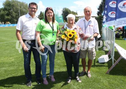 Leichtathletik. Oesterreichische Meisterschaften 2018.  Werner Pullnig, Betina Germann, Robert Kropiunig mit Mutter Aloisia. Klagenfurt, am 22.7.2018.
Foto: Kuess
---
pressefotos, pressefotografie, kuess, qs, qspictures, sport, bild, bilder, bilddatenbank