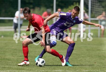 Fussball Unterliga Ost. Gurnitz gegen Eisenkappel. Daniel Urschitz,  (Gurnitz),  Dejan Dandic (Eisenkappel). Gurnitz, am 29.7.2018.
Foto: Kuess
---
pressefotos, pressefotografie, kuess, qs, qspictures, sport, bild, bilder, bilddatenbank