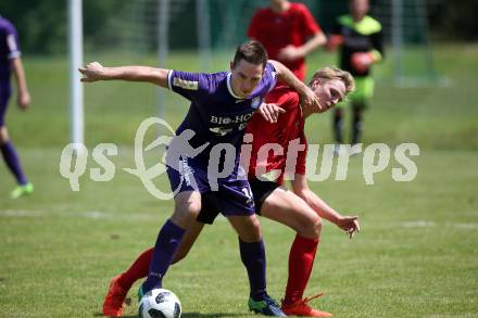 Fussball Unterliga Ost. Gurnitz gegen Eisenkappel. Nico Roman Raczynski, (Gurnitz), Luka Lazanski  (Eisenkappel). Gurnitz, am 29.7.2018.
Foto: Kuess
---
pressefotos, pressefotografie, kuess, qs, qspictures, sport, bild, bilder, bilddatenbank