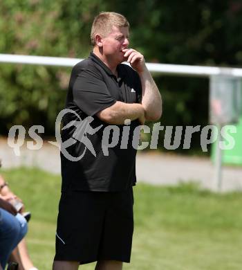 Fussball Unterliga Ost. Gurnitz gegen Eisenkappel.  Trainer Peter Reinwald (Eisenkappel). Gurnitz, am 29.7.2018.
Foto: Kuess
---
pressefotos, pressefotografie, kuess, qs, qspictures, sport, bild, bilder, bilddatenbank