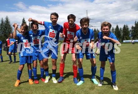 Schuelerliga Semifinale. BG/BRG/SRG Klagenfurt - Lerchenfeld gegen BRG Steyr.  Jubel Max Hannesschlaeger, Matteo Juvan, Daniel Genser, Bernd Aineter, Marco Modritsch, Andre Schmedler (Lerchenfeld). Finkenstein, am 26.6.2018.
Foto: Kuess
---
pressefotos, pressefotografie, kuess, qs, qspictures, sport, bild, bilder, bilddatenbank