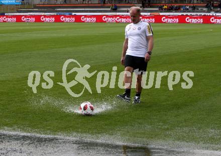 Fussball tipico Bundesliga. RZ Pellets WAC gegen FK Austria Wien.  Regen in der Lavanttal Arena. Roman Stary. Wolfsberg, am 5.8.2018.
Foto: Kuess

---
pressefotos, pressefotografie, kuess, qs, qspictures, sport, bild, bilder, bilddatenbank