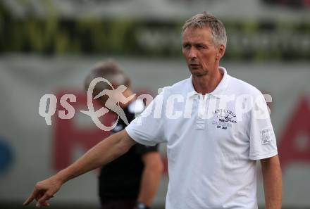 Fussball. Kaerntner Liga. SAK gegen St. Michael/Bleiburg. Trainer Wolfgang Andreas Eberhard (SAK). Klagenfurt, 3.8.2018.
Foto: Kuess
---
pressefotos, pressefotografie, kuess, qs, qspictures, sport, bild, bilder, bilddatenbank