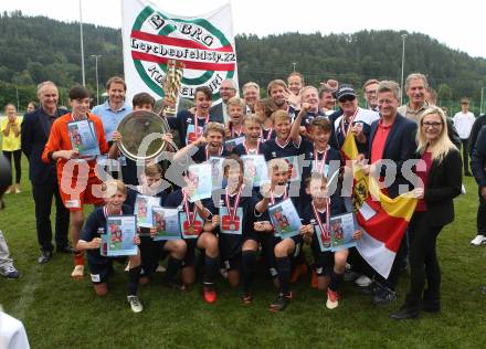 Fussball Schuelerliga. Bundesmeisterschaft. Finale. BG/BRG/SRG Klagenfurt-Lerchenfeld U13 gegen NSMS 10 Wendstattgasse U13. Jubel Lerchenfeld. Landskron, am 28.6.2018.
Foto: Kuess
---
pressefotos, pressefotografie, kuess, qs, qspictures, sport, bild, bilder, bilddatenbank