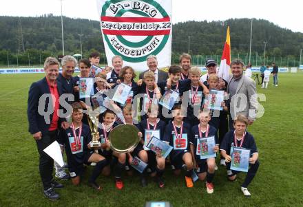 Fussball Schuelerliga. Bundesmeisterschaft. Finale. BG/BRG/SRG Klagenfurt-Lerchenfeld U13 gegen NSMS 10 Wendstattgasse U13. Jubel Lerchenfeld. Landskron, am 28.6.2018.
Foto: Kuess
---
pressefotos, pressefotografie, kuess, qs, qspictures, sport, bild, bilder, bilddatenbank