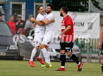 Fussball. Kaerntner Liga. SAK gegen St. Michael/Bleiburg. Torjubel Thomas Riedl, Stephan Buergler, (SAK). Klagenfurt, 3.8.2018.
Foto: Kuess
---
pressefotos, pressefotografie, kuess, qs, qspictures, sport, bild, bilder, bilddatenbank