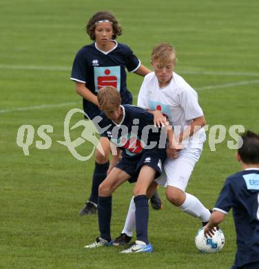 Fussball Schuelerliga. Bundesmeisterschaft. Finale. BG/BRG/SRG Klagenfurt-Lerchenfeld U13 gegen NSMS 10 Wendstattgasse U13. Maximilian Leipold, (Lerchenfeld), Oliver Pilarek  (Wendstattgasse). Landskron, am 28.6.2018.
Foto: Kuess
---
pressefotos, pressefotografie, kuess, qs, qspictures, sport, bild, bilder, bilddatenbank