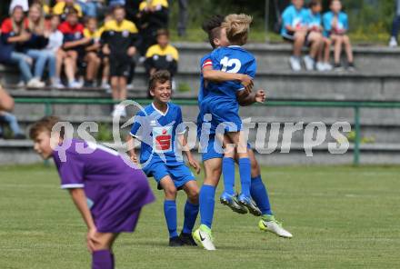 Schuelerliga Semifinale. BG/BRG/SRG Klagenfurt - Lerchenfeld gegen BRG Steyr. Torjubel Daniel Genser, Maximilian Leipold(Lerchenfeld). Finkenstein, am 26.6.2018.
Foto: Kuess
---
pressefotos, pressefotografie, kuess, qs, qspictures, sport, bild, bilder, bilddatenbank