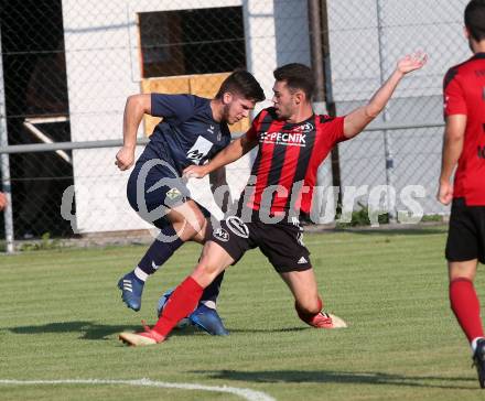 Fussball. Kaerntner Liga. St. Jakob/Rosental gegen Matrei. Wolfgang Michael Sereinig (St. Jakob), Jonathan Panzl (Matrei). St. Jakob, 4.8.2018.
Foto: Kuess
---
pressefotos, pressefotografie, kuess, qs, qspictures, sport, bild, bilder, bilddatenbank