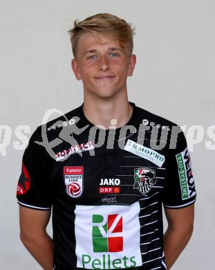 Fussball Bundesliga. WAC.  Mannschaftsfototermin, Portrait.   Lukas Schoefl . Wolfsberg, am 31.7.2018.
Foto: Kuess
---
pressefotos, pressefotografie, kuess, qs, qspictures, sport, bild, bilder, bilddatenbank