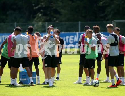 Fussball. Training Leicester City. Christian Fuchs. Velden, am 27.7.2018.
Foto: Kuess
---
pressefotos, pressefotografie, kuess, qs, qspictures, sport, bild, bilder, bilddatenbank