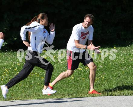 Schispringen Damen. Training. Heinz Kuttin Cheftrainer der chinesischen Skispringerinnen. Villach, am 28.7.2018.
Foto: Kuess
---
pressefotos, pressefotografie, kuess, qs, qspictures, sport, bild, bilder, bilddatenbank