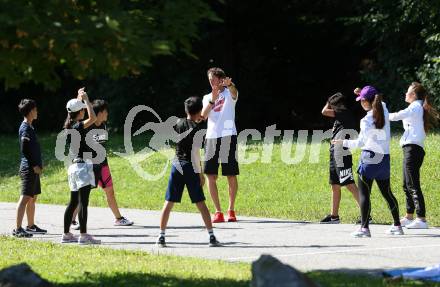 Schispringen Damen. Training. Heinz Kuttin Cheftrainer der chinesischen Skispringerinnen. Villach, am 28.7.2018.
Foto: Kuess
---
pressefotos, pressefotografie, kuess, qs, qspictures, sport, bild, bilder, bilddatenbank