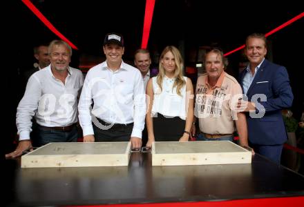 Starmeile. Walk of Fame Velden.  Marjan Velik, Markus Salcher, Buergermeister Ferdinand Vouk, Anna Gasser, Dietmar Triebnig, Paul Vogel. Velden, am 22.7.2018.
Foto: Kuess
---
pressefotos, pressefotografie, kuess, qs, qspictures, sport, bild, bilder, bilddatenbank