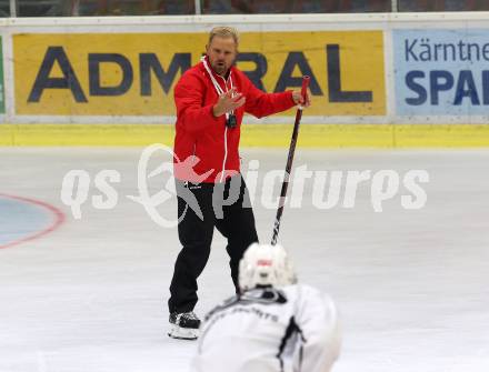 Eishockey Bundesliga. EC KAC. Training. Trainer Petri Matikainen. Klagenfurt, 6.8.2018.
Foto: Kuess
---
pressefotos, pressefotografie, kuess, qs, qspictures, sport, bild, bilder, bilddatenbank
