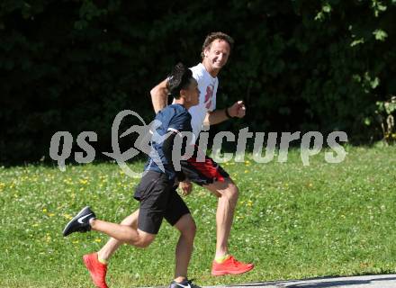 Schispringen Damen. Training. Heinz Kuttin Cheftrainer der chinesischen Skispringerinnen. Villach, am 28.7.2018.
Foto: Kuess
---
pressefotos, pressefotografie, kuess, qs, qspictures, sport, bild, bilder, bilddatenbank