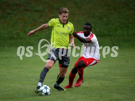 Fussball. Kaerntner Liga. Lind gegen Woelfnitz.  Sven Unterguggenberger (Lind),  Kevin Mpaka (Woelfnitz). Lind, 18.8.2018.
Foto: Kuess
---
pressefotos, pressefotografie, kuess, qs, qspictures, sport, bild, bilder, bilddatenbank