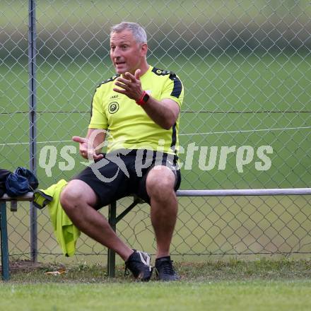 Fussball. Kaerntner Liga. Lind gegen Woelfnitz. Trainer Peter Zagler (Lind). Lind, 18.8.2018.
Foto: Kuess
---
pressefotos, pressefotografie, kuess, qs, qspictures, sport, bild, bilder, bilddatenbank