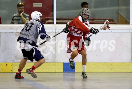 Lacrosse. KAC gegen Vienna Monarchs Lacrosse. Emil Landgrebe (KAC), Adrian Balasch (Vienna). Klagenfurt, am 12.8.2018.
Foto: Kuess
---
pressefotos, pressefotografie, kuess, qs, qspictures, sport, bild, bilder, bilddatenbank