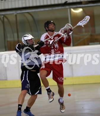 Lacrosse. KAC gegen Vienna Monarchs Lacrosse. Ronald Zaumanis (KAC), Andre Sucher (Vienna). Klagenfurt, am 12.8.2018.
Foto: Kuess
---
pressefotos, pressefotografie, kuess, qs, qspictures, sport, bild, bilder, bilddatenbank