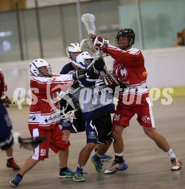 Lacrosse. KAC gegen Vienna Monarchs Lacrosse. Ales Golob, Ronald Zaumanis (KAC), Jan Fink (Vienna). Klagenfurt, am 12.8.2018.
Foto: Kuess
---
pressefotos, pressefotografie, kuess, qs, qspictures, sport, bild, bilder, bilddatenbank