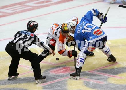Eishockey Testspiel. EC VSV gegen KooKoo. Corey Trivino,  (VSV), Kasperi Ojantakanen (KooKoo). Villach, am 1.9.2018.
Foto: Kuess 


---
pressefotos, pressefotografie, kuess, qs, qspictures, sport, bild, bilder, bilddatenbank