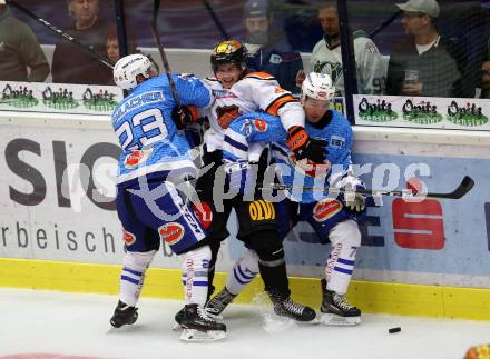 Eishockey Testspiel. EC VSV gegen KooKoo. Markus Schlacher, Blaine Down, (VSV), Miro Keskitalo (KooKoo). Villach, am 1.9.2018.
Foto: Kuess 


---
pressefotos, pressefotografie, kuess, qs, qspictures, sport, bild, bilder, bilddatenbank