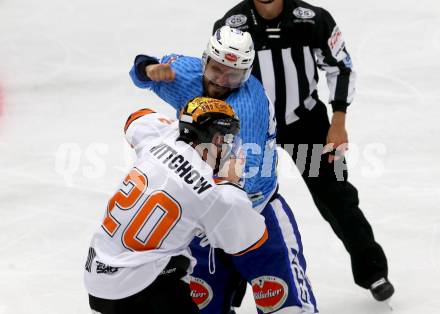 Eishockey Testspiel. EC VSV gegen KooKoo. Matt Pelech,  (VSV), Ed Wittchow (KooKoo). Villach, am 1.9.2018.
Foto: Kuess 


---
pressefotos, pressefotografie, kuess, qs, qspictures, sport, bild, bilder, bilddatenbank