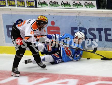 Eishockey Testspiel. EC VSV gegen KooKoo. Blaine Down, (VSV), Miro Keskitalo  (KooKoo). Villach, am 1.9.2018.
Foto: Kuess 


---
pressefotos, pressefotografie, kuess, qs, qspictures, sport, bild, bilder, bilddatenbank