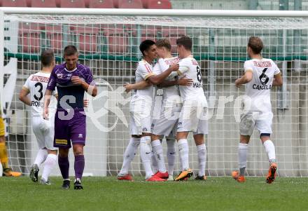 Fussball 2. Liga. SK Austria Klagenfurt gegen Young Violets Austria Wien. Torjubel Ewandro Felipe De Lima Costa, Aleksandar Jukic, Florian Hainka  (Young Violets). Klagenfurt, am 2.9.2018.
Foto: Kuess
---
pressefotos, pressefotografie, kuess, qs, qspictures, sport, bild, bilder, bilddatenbank