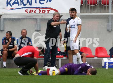 Fussball 2. Liga. SK Austria Klagenfurt gegen Young Violets Austria Wien. Trainer Andreas Ogris, Stefan Jonovic (Klagenfurt), Benedikt Pichler (am Boden)  (Young Violets). Klagenfurt, am 2.9.2018.
Foto: Kuess
---
pressefotos, pressefotografie, kuess, qs, qspictures, sport, bild, bilder, bilddatenbank