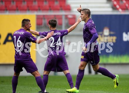Fussball 2. Liga. SK Austria Klagenfurt gegen Young Violets Austria Wien. Torjubel Marc Ortner, Daniel Steinwender, Benedikt Pichler (Klagenfurt). Klagenfurt, am 2.9.2018.
Foto: Kuess
---
pressefotos, pressefotografie, kuess, qs, qspictures, sport, bild, bilder, bilddatenbank