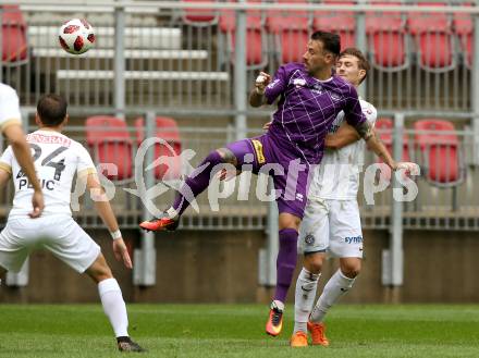 Fussball 2. Liga. SK Austria Klagenfurt gegen Young Violets Austria Wien. Philipp Huetter,  (Klagenfurt), David Cancola (Young Violets). Klagenfurt, am 2.9.2018.
Foto: Kuess
---
pressefotos, pressefotografie, kuess, qs, qspictures, sport, bild, bilder, bilddatenbank