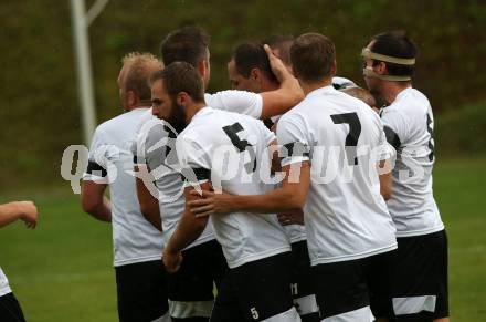 Fussball 1. Klasse D. Griffen gegen Haimburg. Torjubel Haimburg. Griffen, am 1.9.2018.
Foto: Kuess
---
pressefotos, pressefotografie, kuess, qs, qspictures, sport, bild, bilder, bilddatenbank