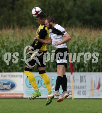 Fussball 1. Klasse D. Griffen gegen Haimburg. Mirel Sinanovic,  (Griffen),  Michael Dobrounig (Haimburg). Griffen, am 1.9.2018.
Foto: Kuess
---
pressefotos, pressefotografie, kuess, qs, qspictures, sport, bild, bilder, bilddatenbank
