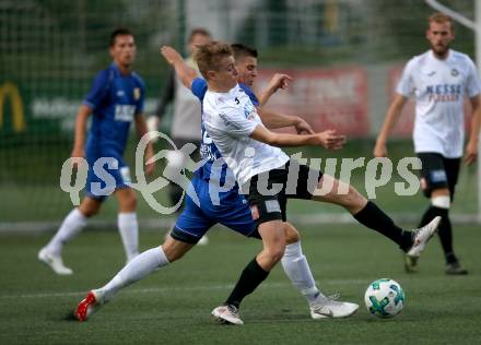 Fussball Kaerntner Liga. SV Spittal gegen ATSV Wolfsberg. Ralph Roman Scheer,  (Spittal), Tevz Nabernik (Wolfsberg). Spittal, am 8.9.2018.
Foto: Kuess
---
pressefotos, pressefotografie, kuess, qs, qspictures, sport, bild, bilder, bilddatenbank