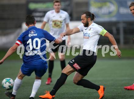 Fussball Kaerntner Liga. SV Spittal gegen ATSV Wolfsberg. Daniel Trupp,  (Spittal), Patrick Pfennich (Wolfsberg). Spittal, am 8.9.2018.
Foto: Kuess
---
pressefotos, pressefotografie, kuess, qs, qspictures, sport, bild, bilder, bilddatenbank